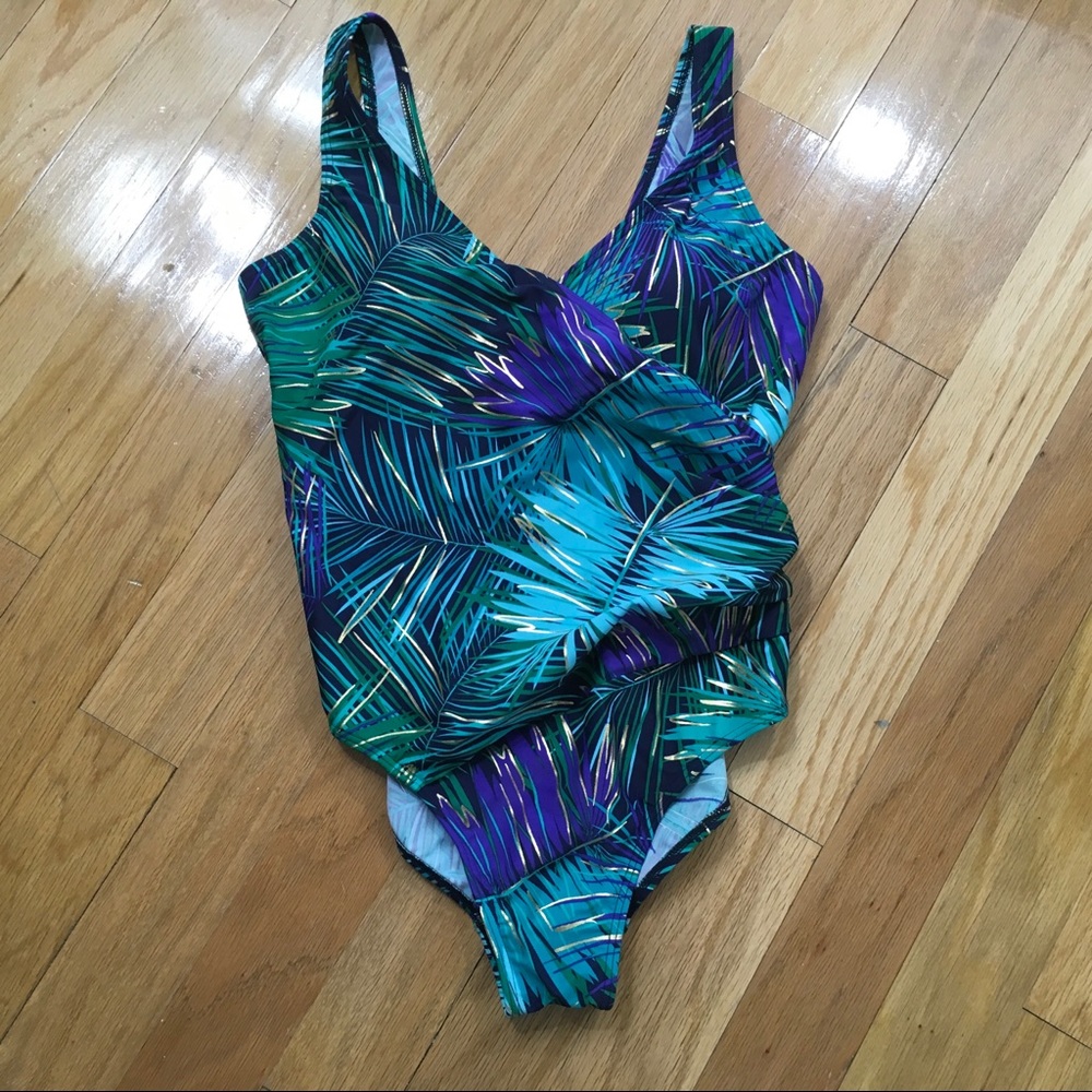 Cruise Swimsuit and Coverup Palm Design. 14/16